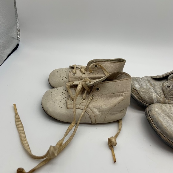 Vintage Baby/Toddler Shoes 2 Pairs From the 1950s - Picture 6 of 16